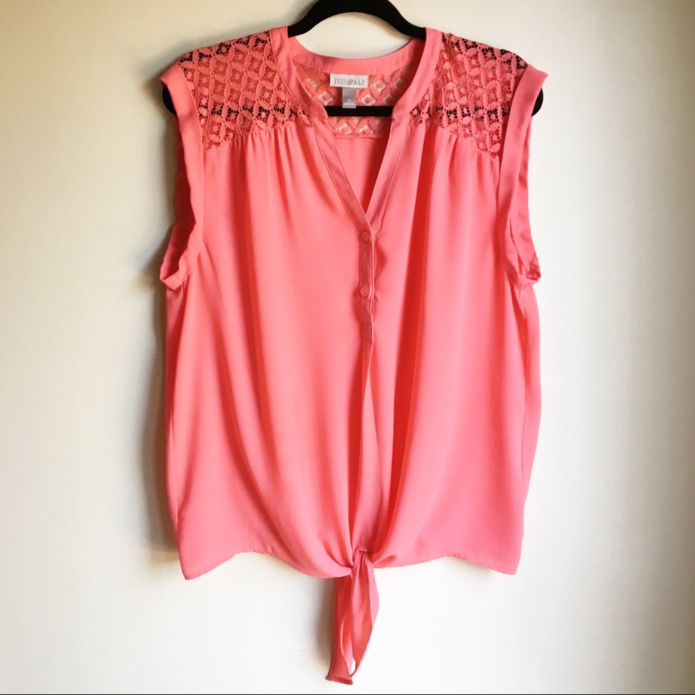 Woman’s X-Large sleeveless Top Coral